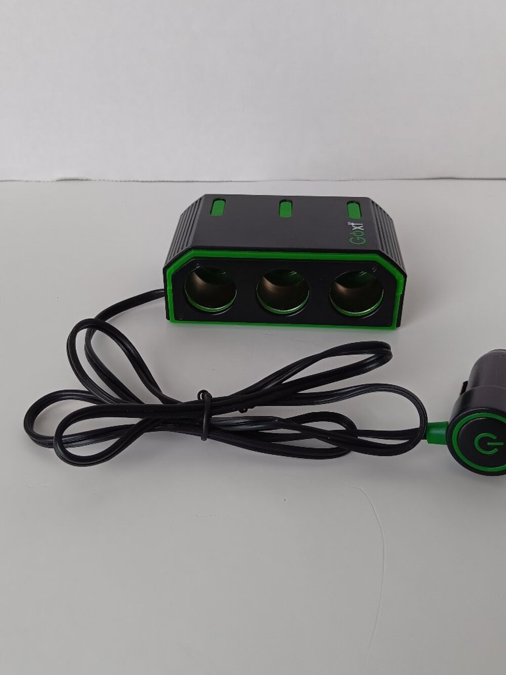 GOXT 23050 Universal 12V Auto Adaptor with  Triple Cigarette DC Sockets